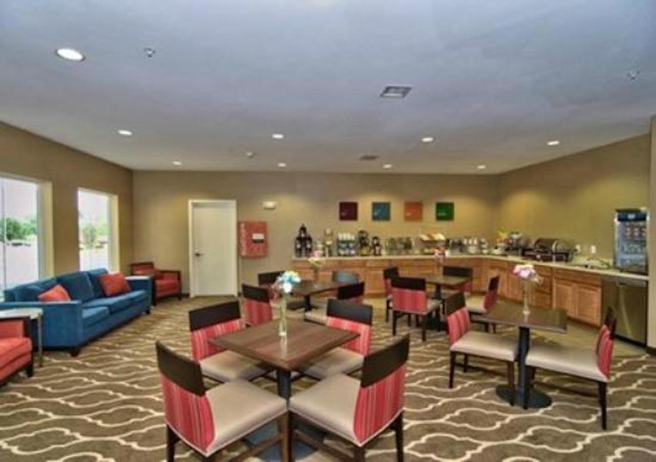 Comfort Inn Apalachin / Binghamton W Route 17